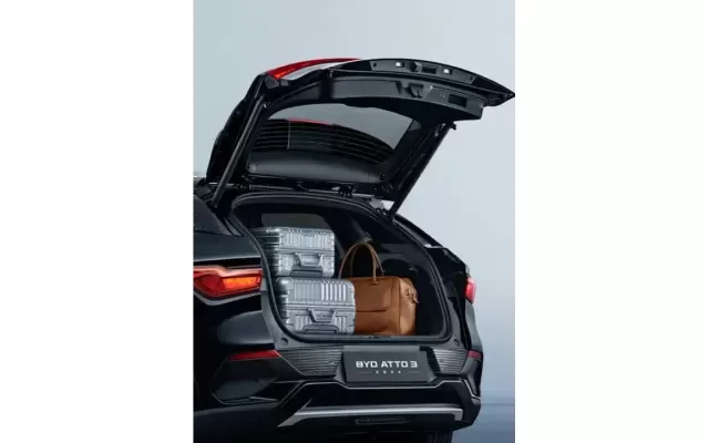 BYD Atto 3 BYD Atto 3 boot space