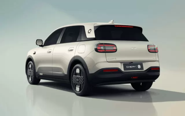 Chery Q Chery Q back