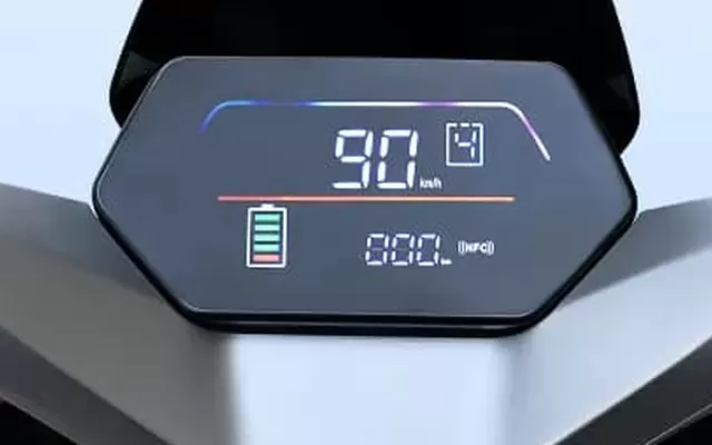 Crown Electric Raftaar Pro Crown Electric Raftaar Pro display