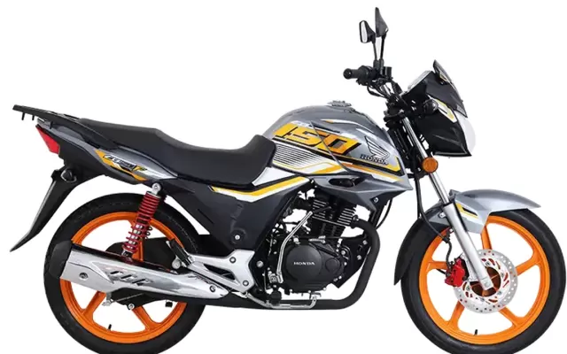 Honda CB 150F Honda CB 150F silver color