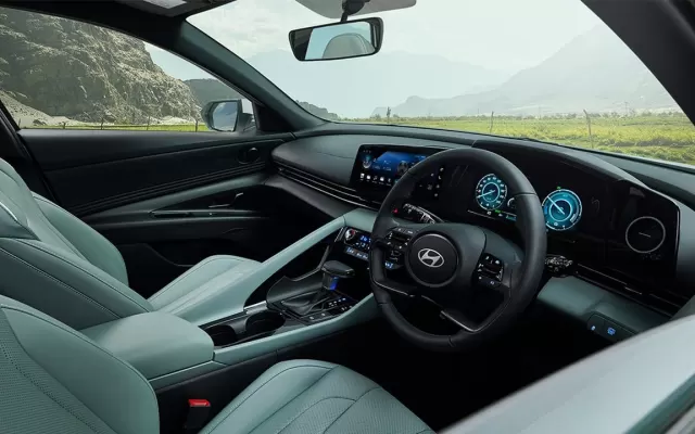 Hyundai Elantra Hybrid Hyundai Elantra Hybrid interior