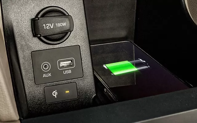 Hyundai Elantra Hyundai Elantra wireless charging