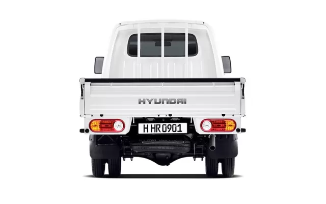 Hyundai Porter H-100 Hyundai Porter H-100 back