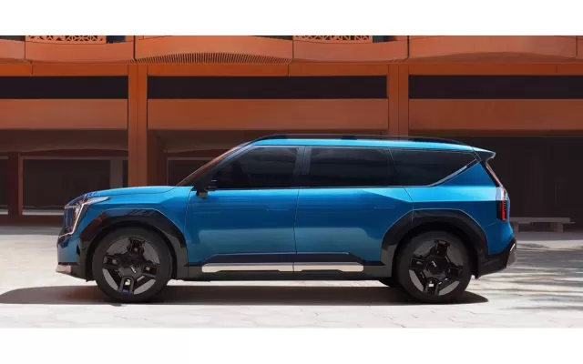 Kia EV9 Kia EV9 right