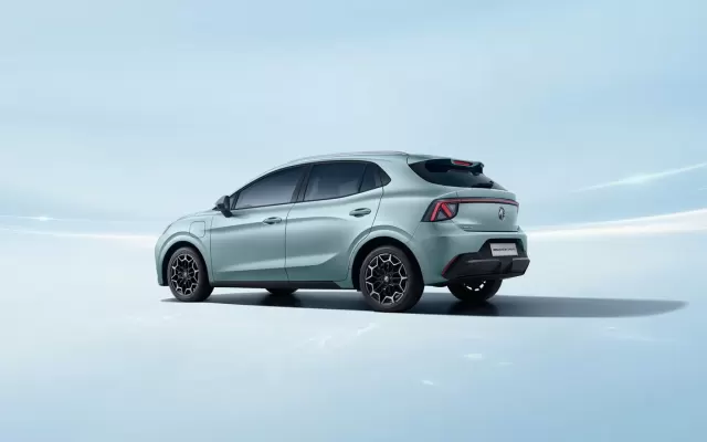 MG MG4 EV Urban MG MG4 EV Urban back