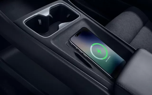 MG MG4 EV Urban MG MG4 EV Urban wireless charging