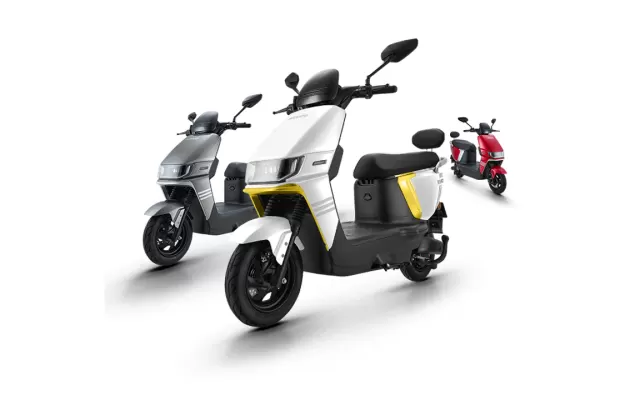 Revoo A12 Revoo A12 side