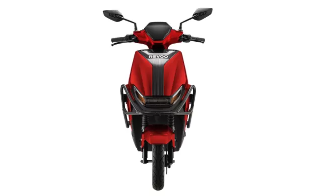 Revoo C35 Young Revoo C35 Young front