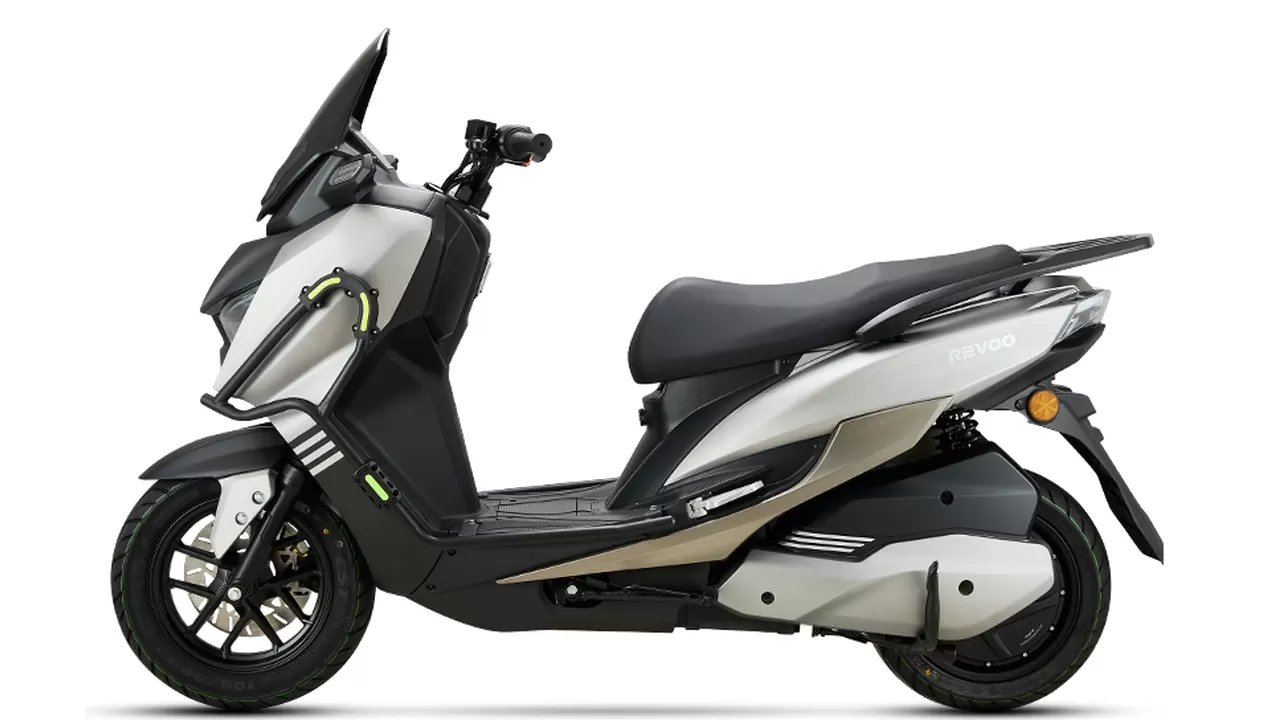 Revoo E52 Revoo E52 price in Pakistan
