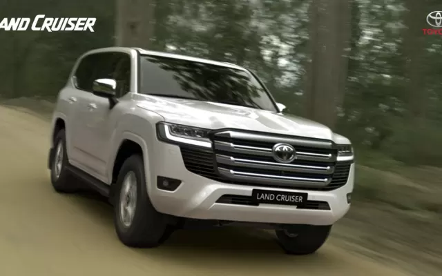 Toyota Land Cruiser 300 price in Pakistan