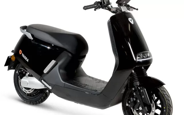 Yadea G5 G5 black color